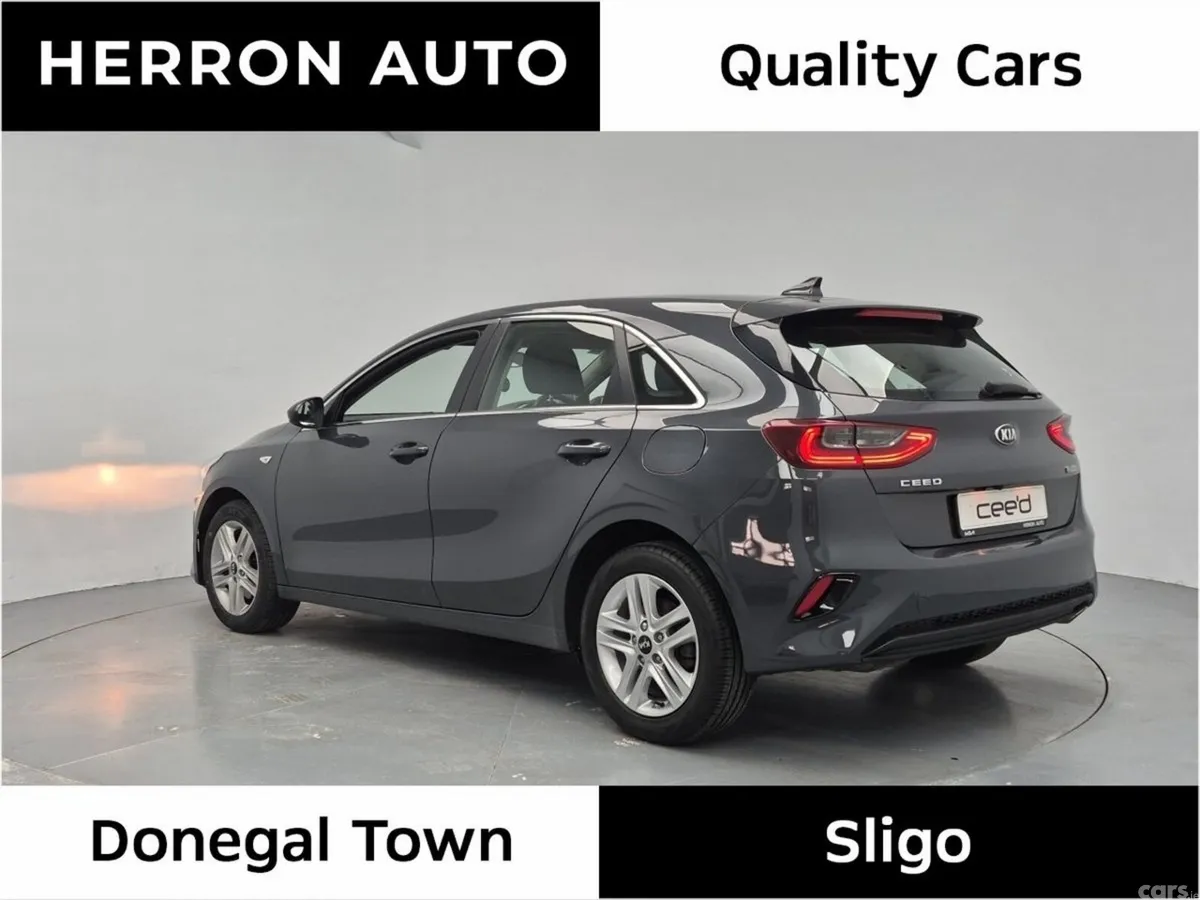 Kia Ceed Hatchback, Diesel, 2022, Grey