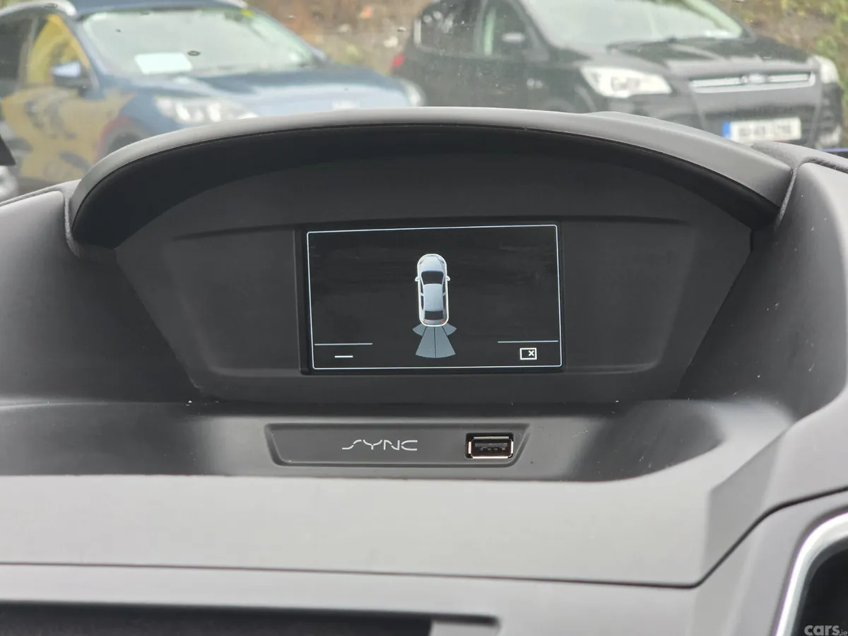 Ford Grand C-Max MPV, Diesel, 2016, Blue