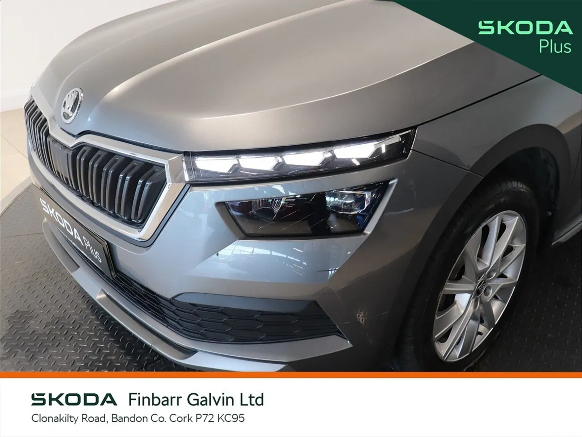 Skoda Kamiq Hatchback, Petrol, 2024, Grey