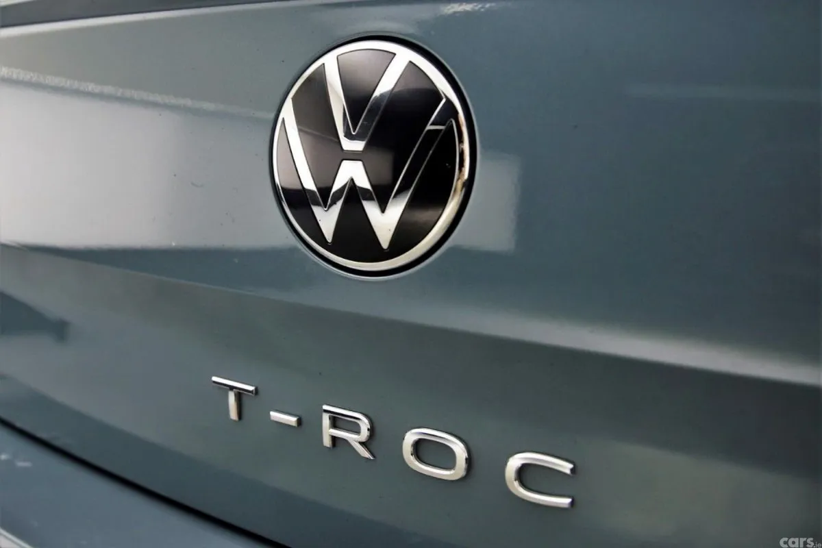 Volkswagen T-Roc SUV, Petrol, 2023, Blue