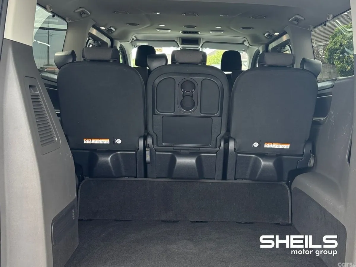 Ford Tourneo Custom MPV, Diesel, 2023, Orange