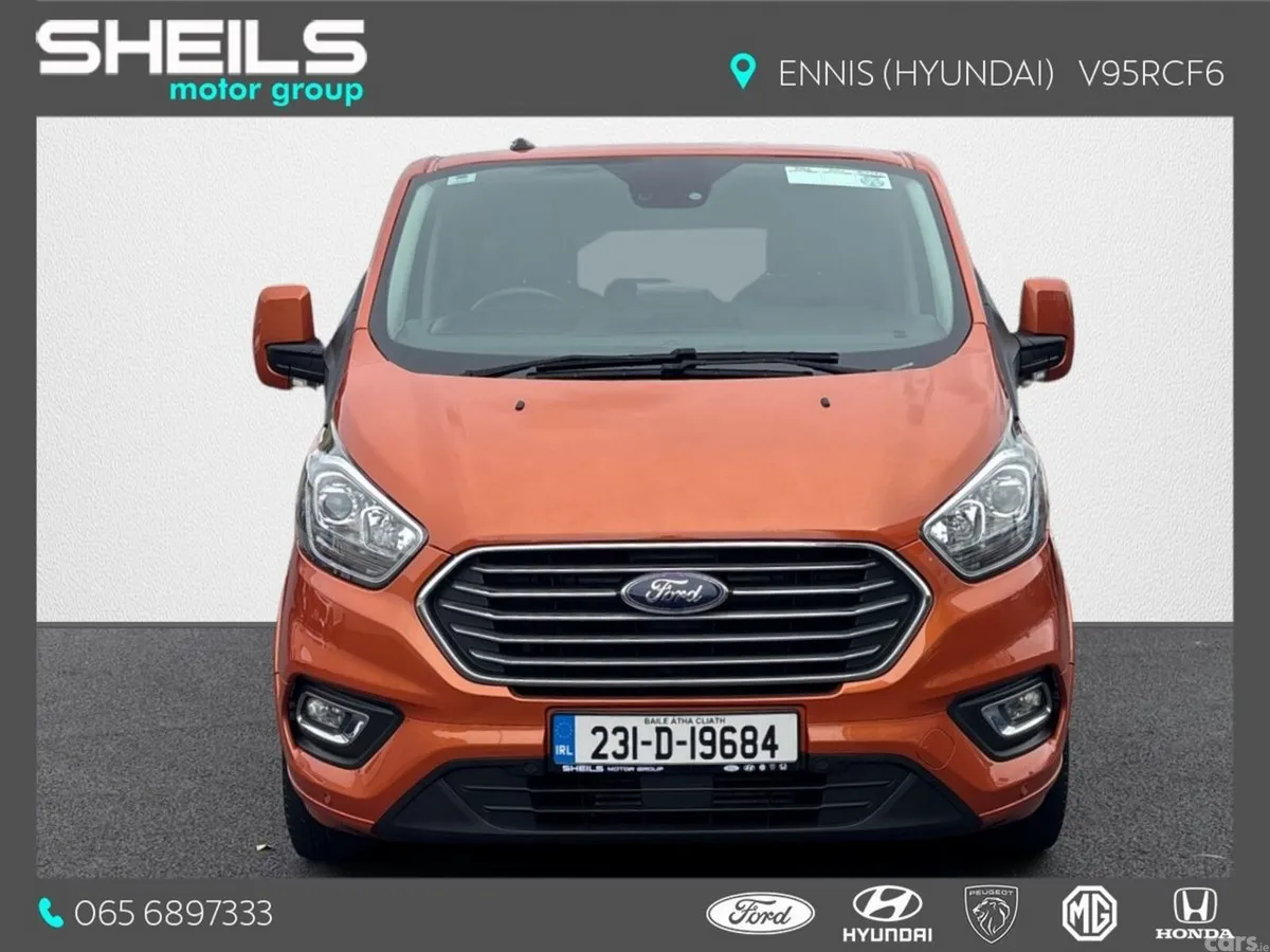 Ford Tourneo Custom MPV, Diesel, 2023, Orange