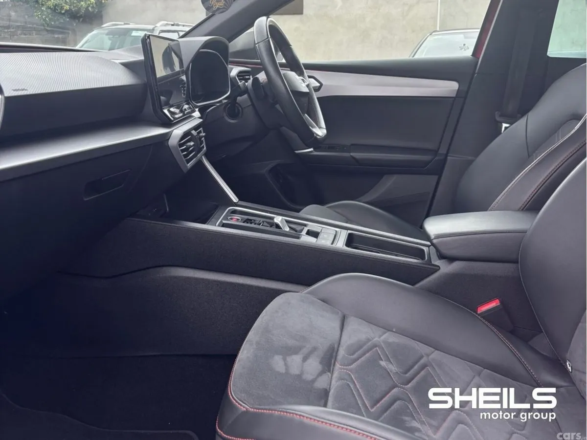 SEAT Leon Hatchback, Petrol Plug-in Hybrid, 2021, Red