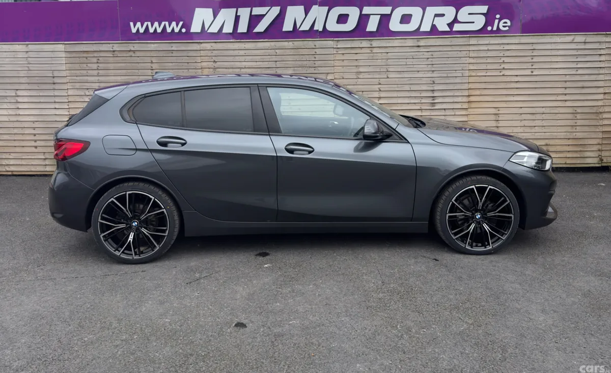 BMW 1-Series Hatchback, Diesel, 2021, Grey