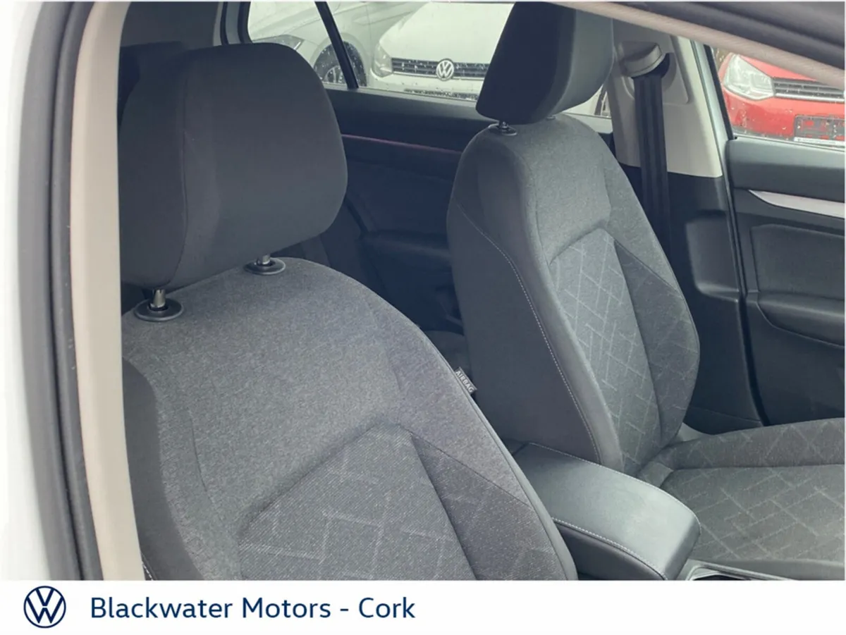 Volkswagen Golf Other, Unknown, 2023, White