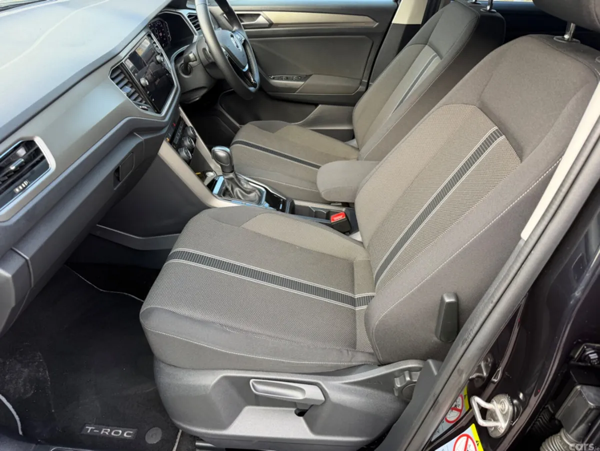 Volkswagen T-Roc Hatchback, Petrol, 2021, Black