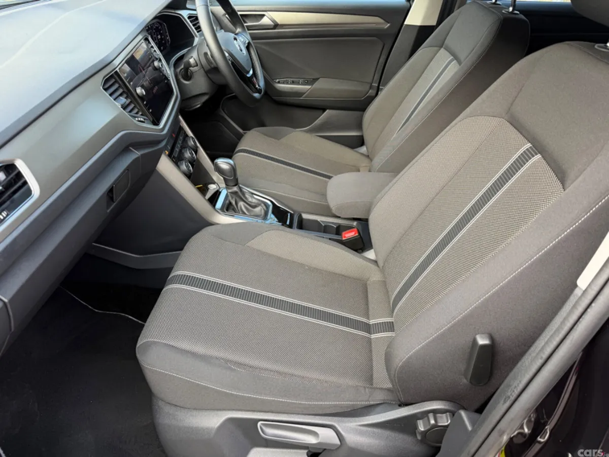 Volkswagen T-Roc Hatchback, Petrol, 2021, Black