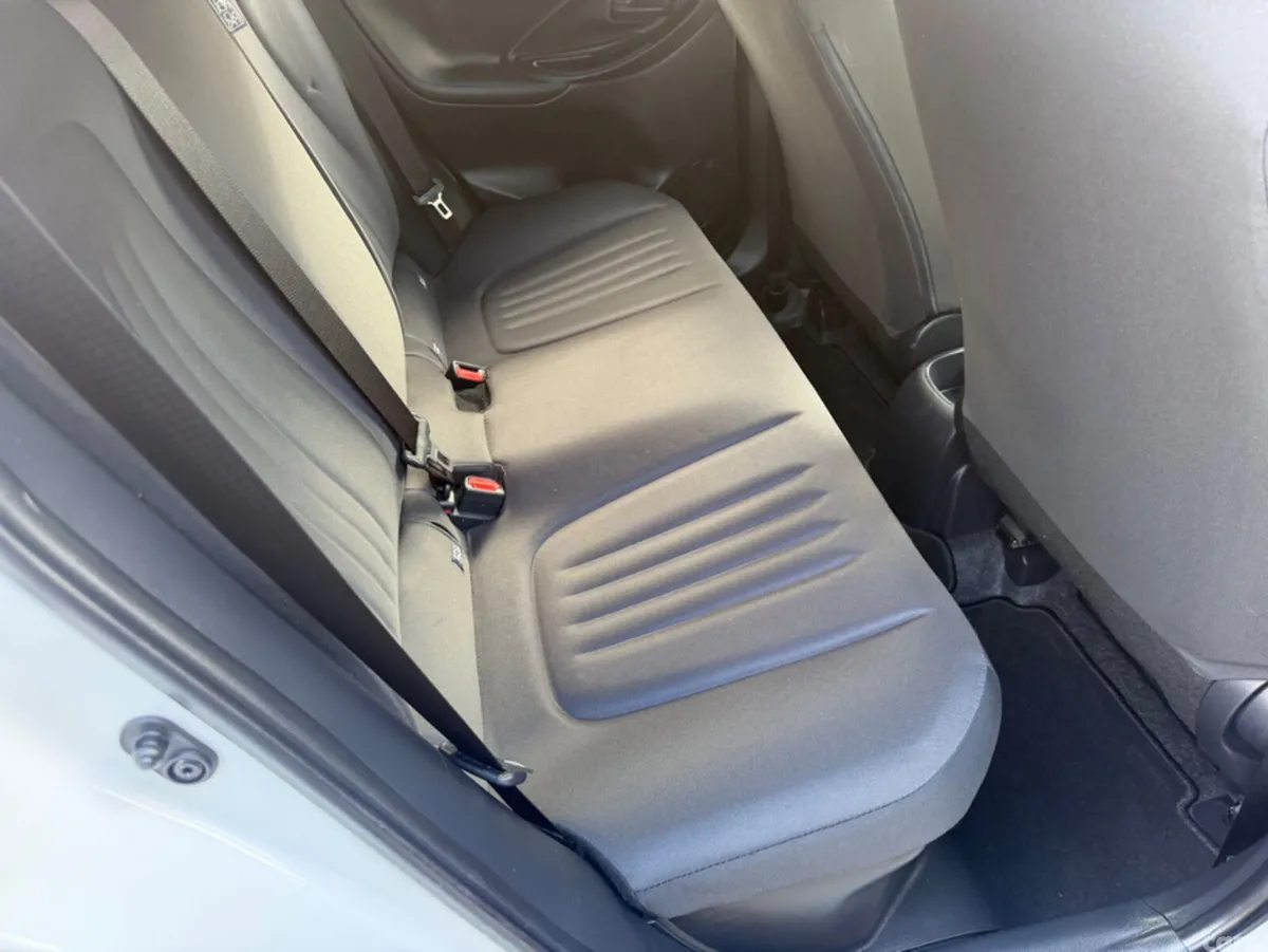 Toyota Yaris Hatchback, Petrol Hybrid, 2024, White