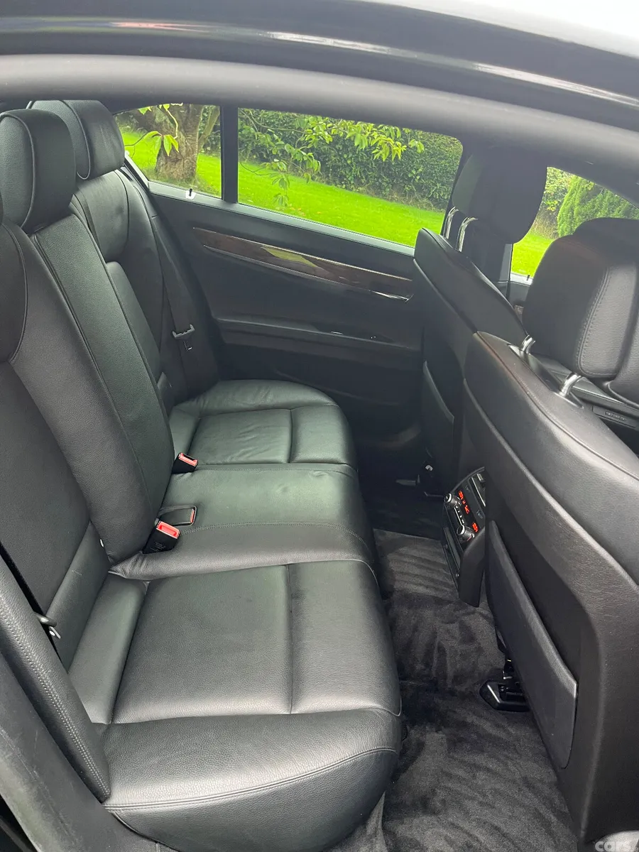 BMW 7-Series Saloon, Diesel, 2011, Black