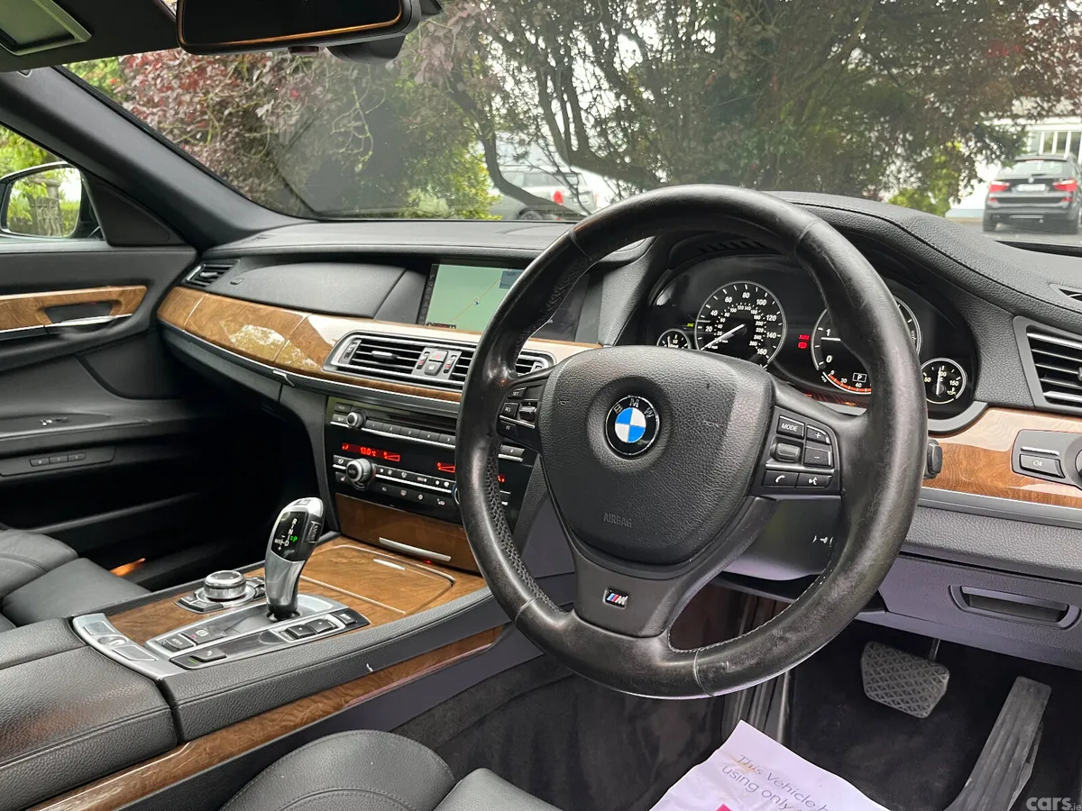 BMW 7-Series Saloon, Diesel, 2011, Black