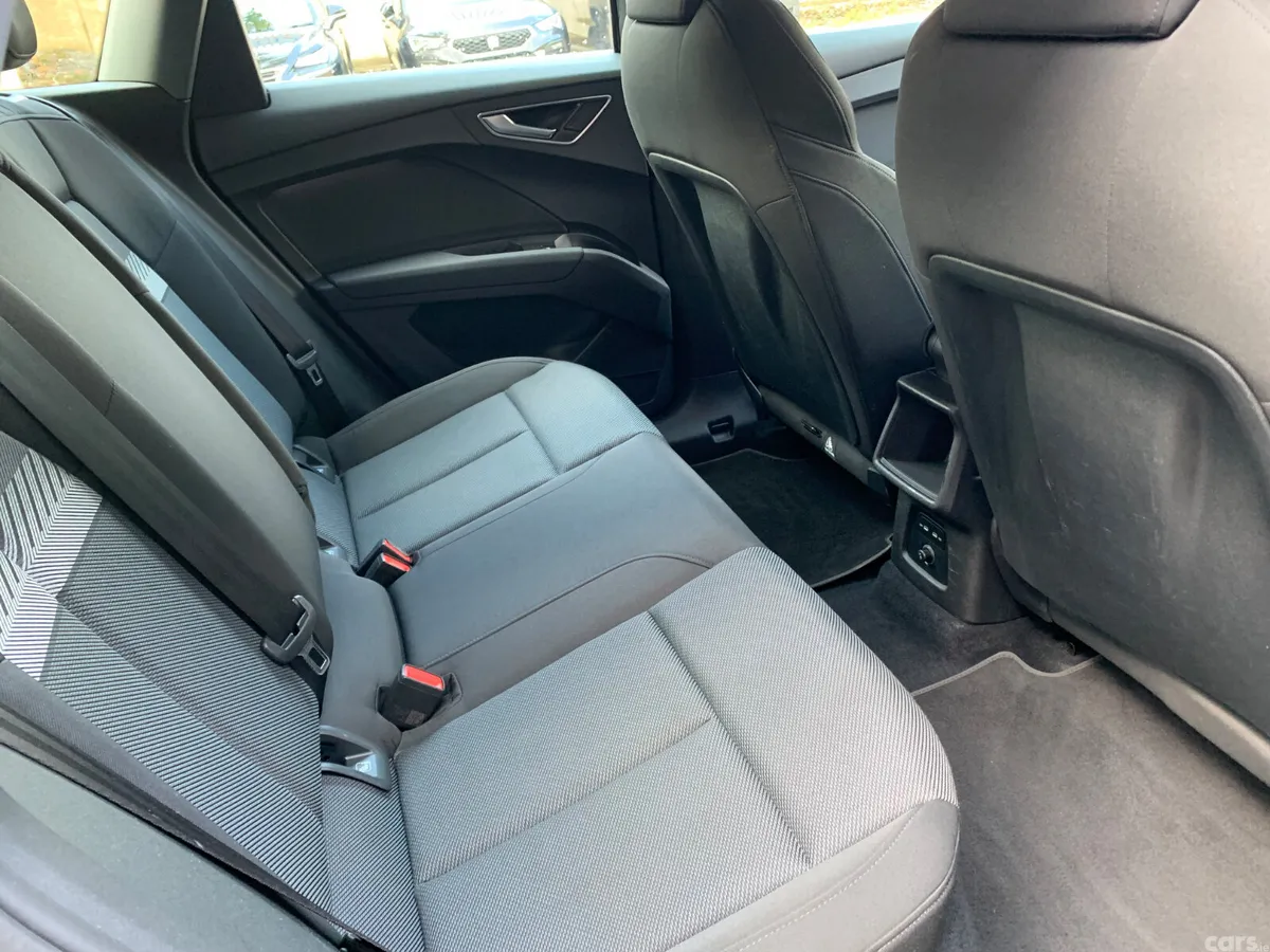 Audi Q4 e-tron SUV, Electric, 2021, Black