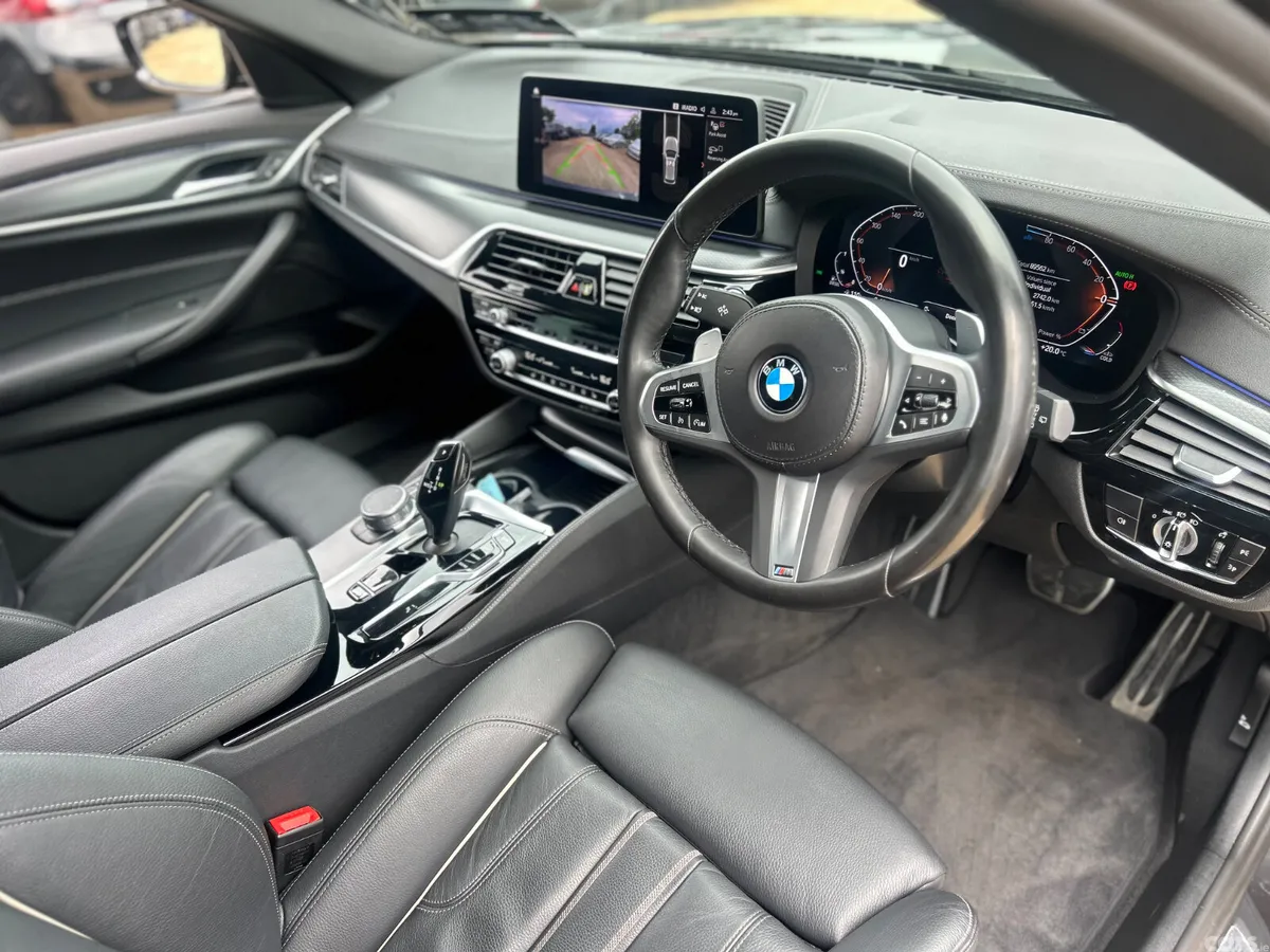 BMW 5-Series Estate, Diesel, 2022, Grey