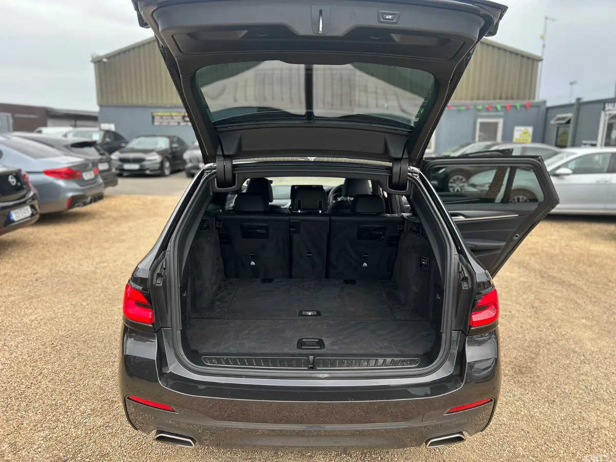 BMW 5-Series Estate, Diesel, 2022, Grey