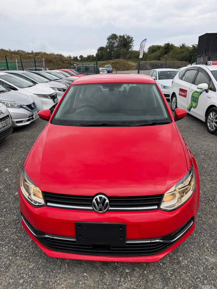 Volkswagen Polo Hatchback, Petrol, 2017, Red