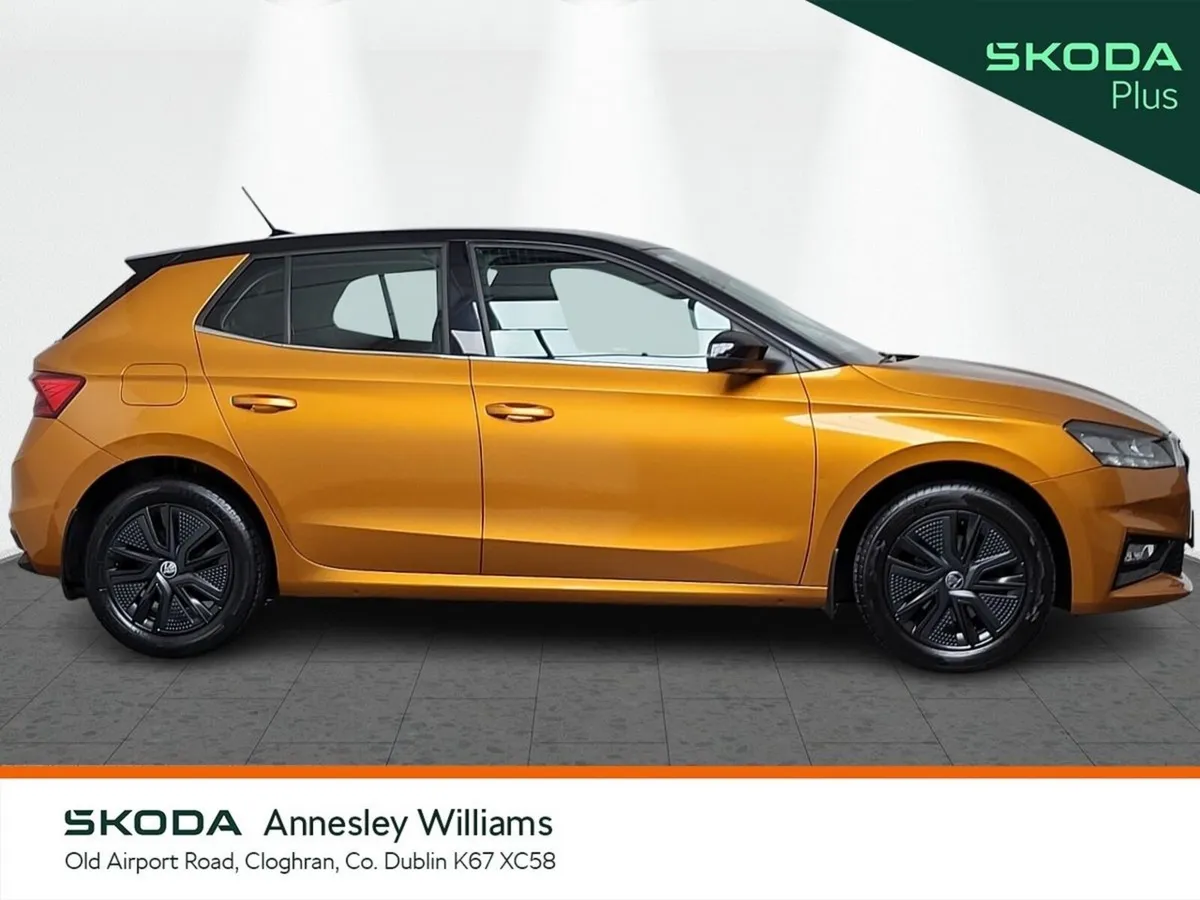 Skoda Fabia Hatchback, Petrol, 2022, Orange