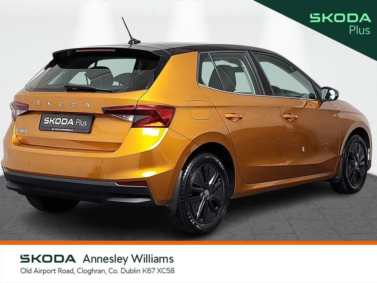 Skoda Fabia Hatchback, Petrol, 2022, Orange