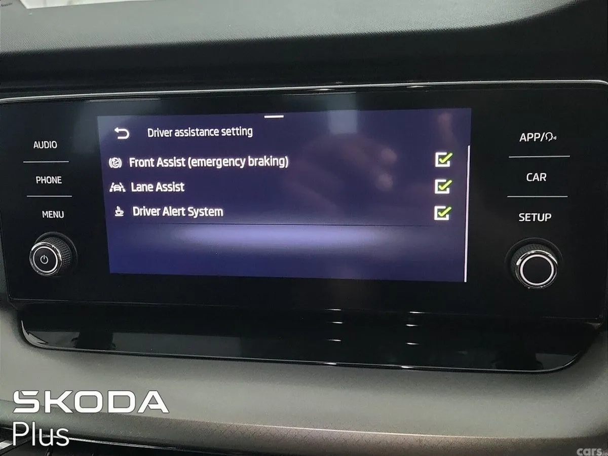 Skoda Octavia Saloon, Petrol, 2024, Grey