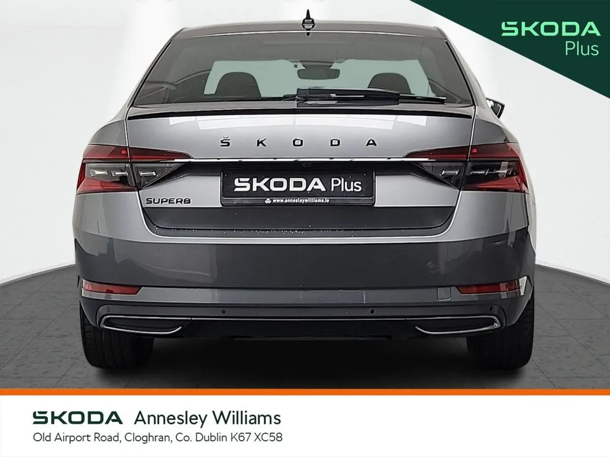 Skoda Superb Saloon, Diesel, 2023, Grey