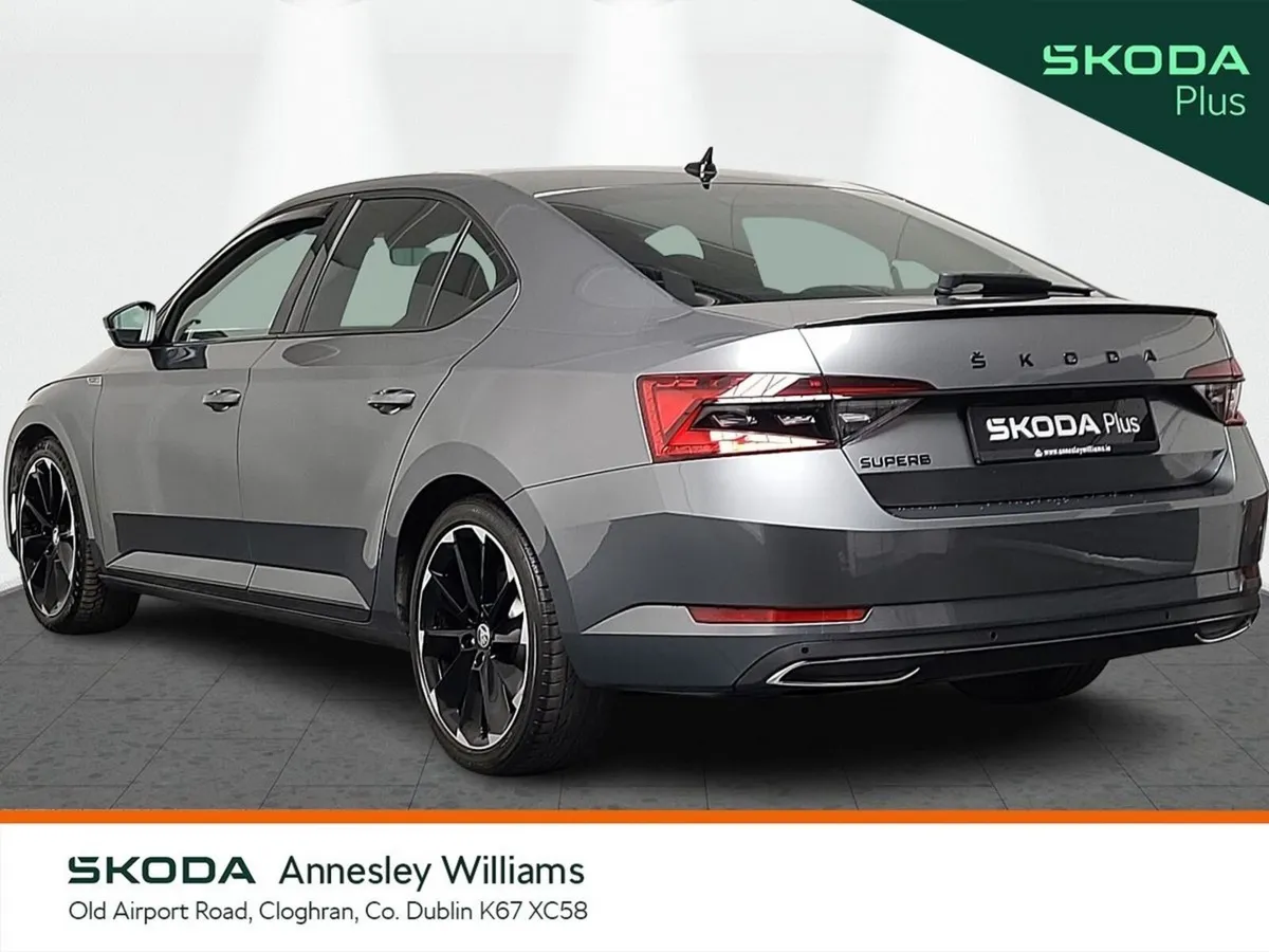 Skoda Superb Saloon, Diesel, 2023, Grey