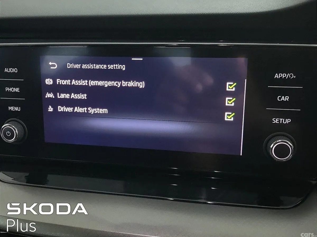 Skoda Octavia Saloon, Diesel, 2023, Blue