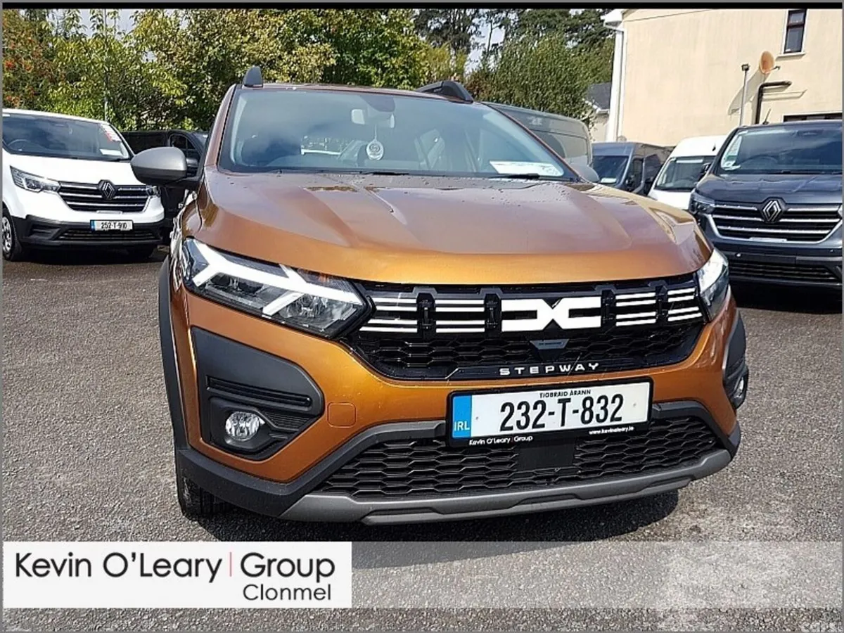 Dacia Sandero Stepway Hatchback, Petrol, 2023, Orange