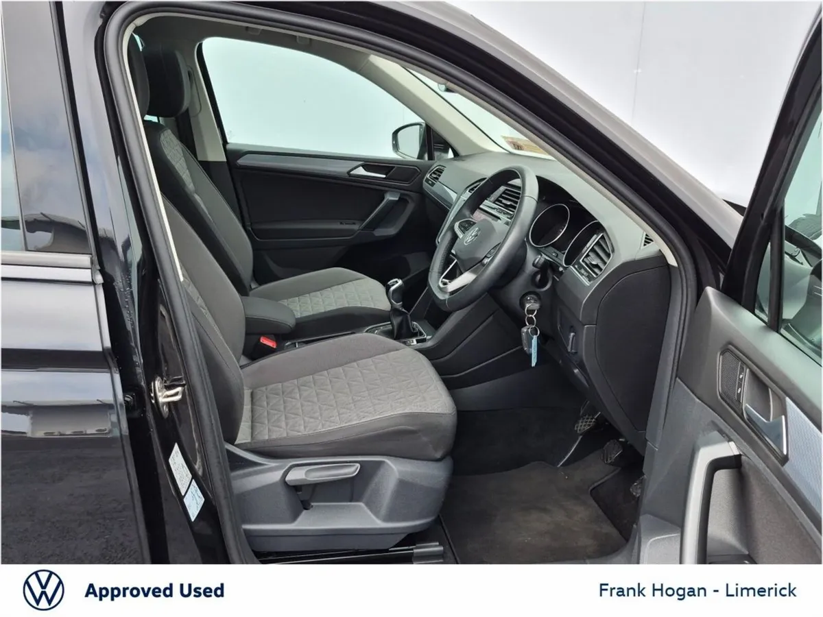 Volkswagen Tiguan SUV, Diesel, 2023, Black