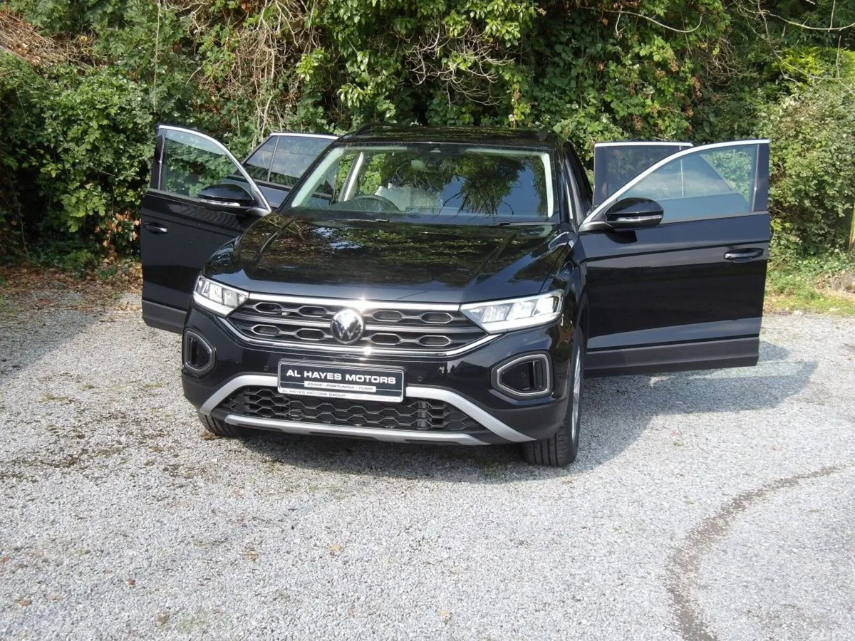 Volkswagen T-Roc SUV, Diesel, 2026, Black