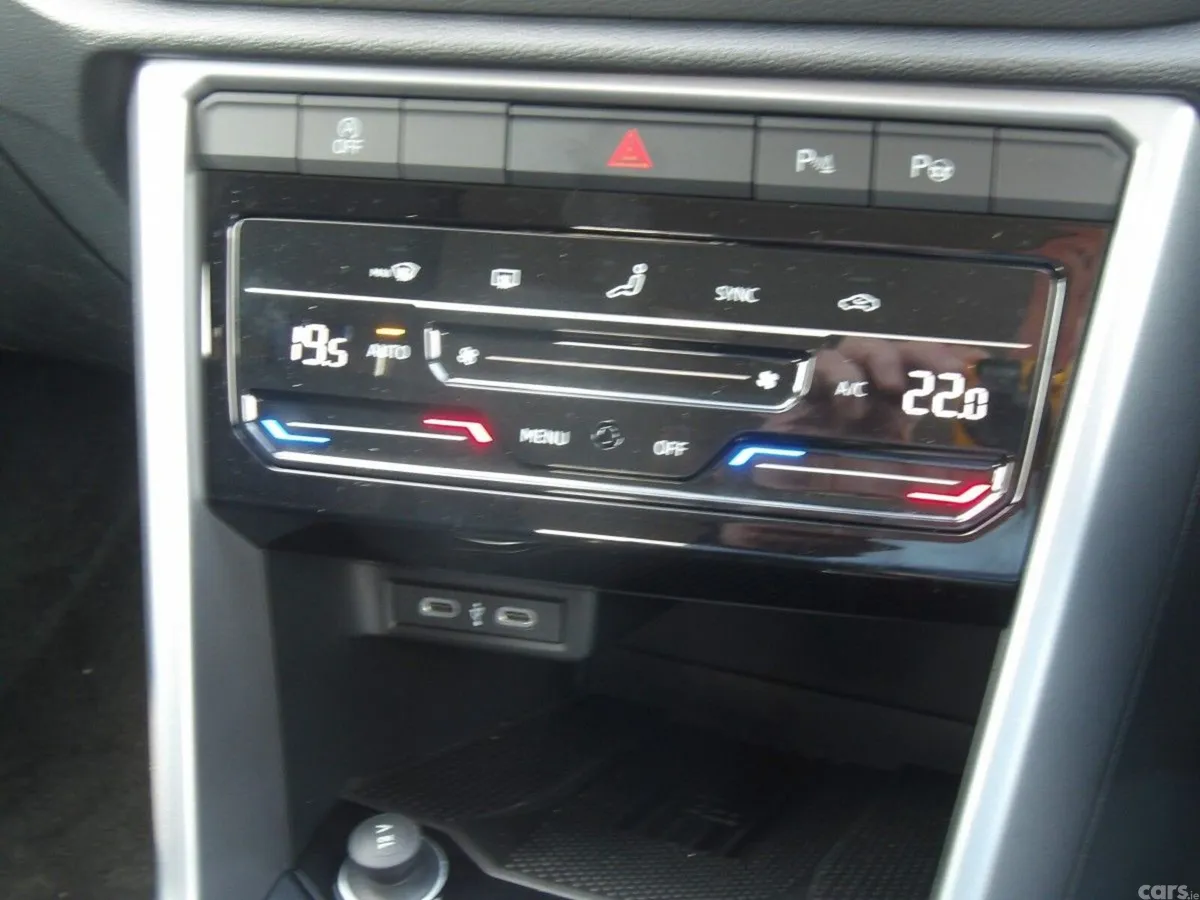 Volkswagen T-Roc SUV, Diesel, 2026, Black