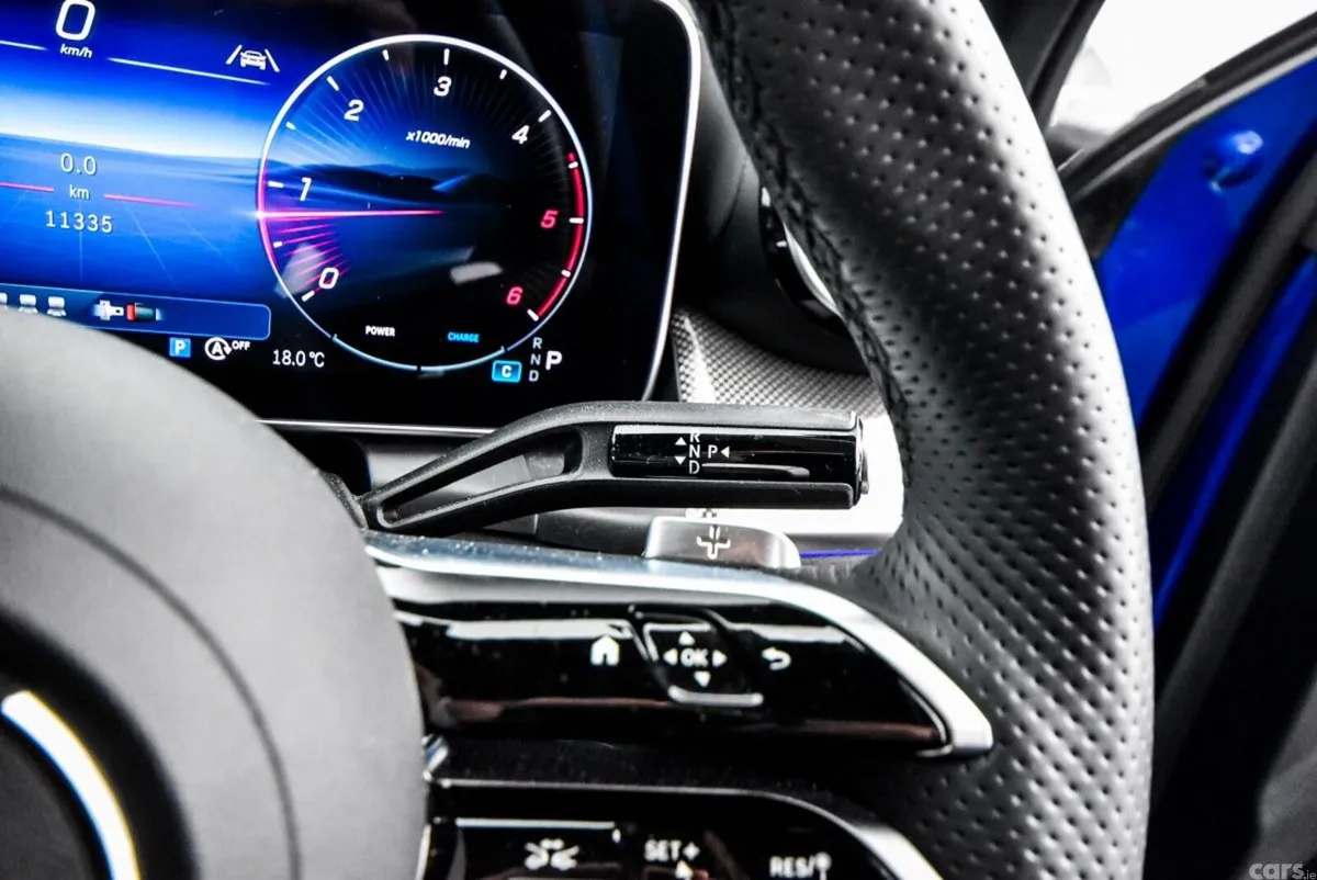 Mercedes-Benz GLC SUV, Diesel Hybrid, 2025, Blue