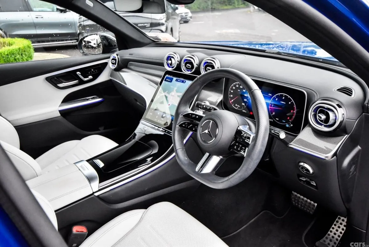 Mercedes-Benz GLC SUV, Diesel Hybrid, 2025, Blue