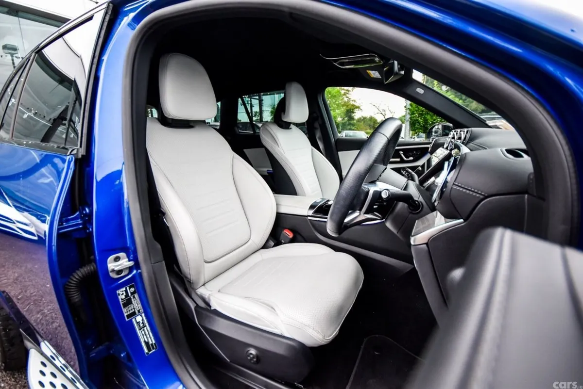 Mercedes-Benz GLC SUV, Diesel Hybrid, 2025, Blue