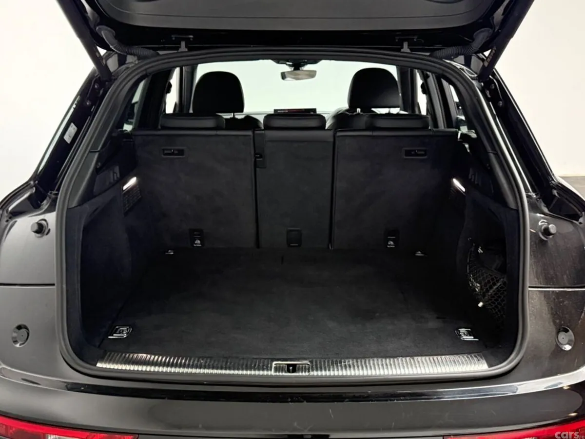 Audi Q5 SUV, Petrol Plug-in Hybrid, 2021, Black