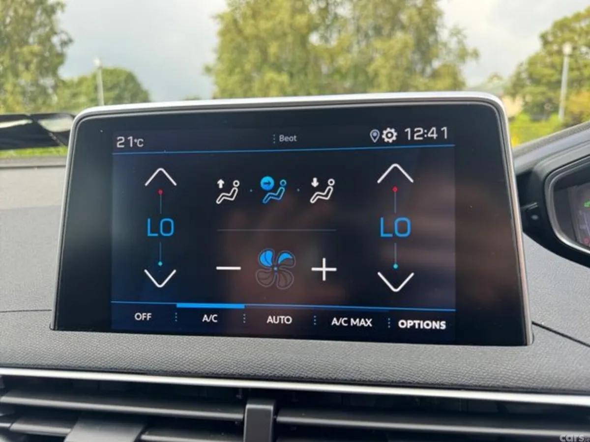 Peugeot 3008 MPV, Diesel, 2019, Grey