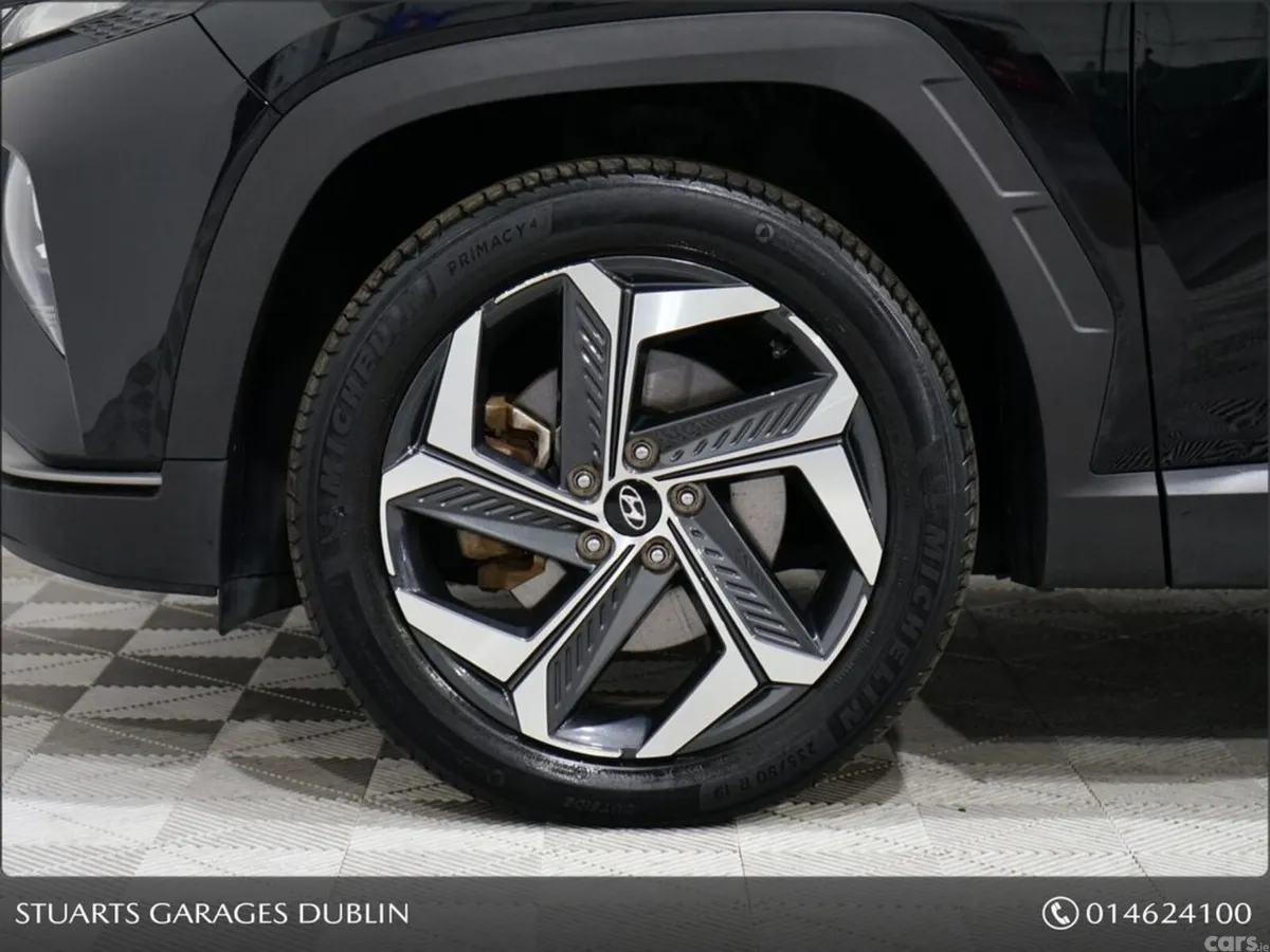 Hyundai Tucson MPV, Petrol Plug-in Hybrid, 2023, Black