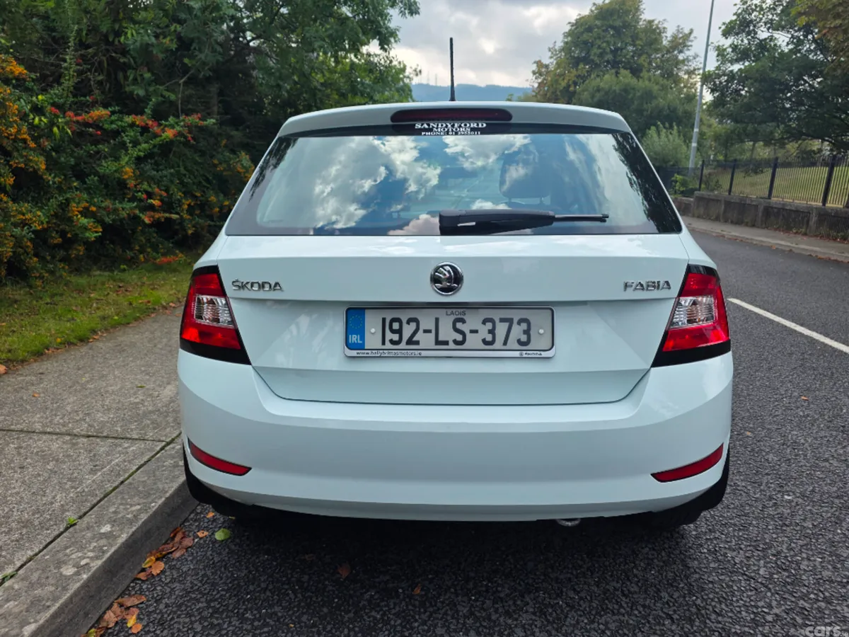 Skoda Fabia Hatchback, Petrol, 2019, White