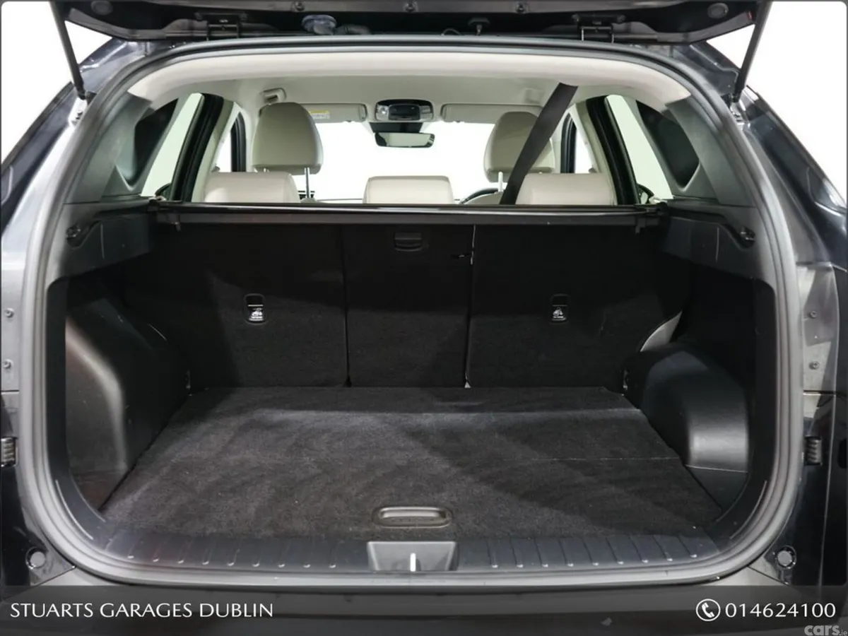 Hyundai Tucson MPV, Petrol Plug-in Hybrid, 2023, Black