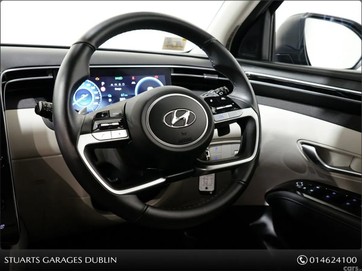 Hyundai Tucson MPV, Petrol Plug-in Hybrid, 2023, Black