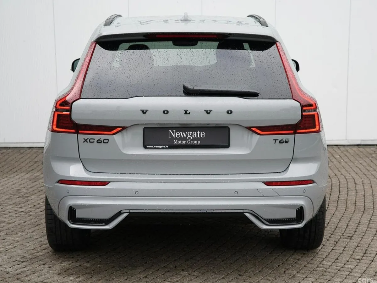Volvo XC60 SUV, Petrol Plug-in Hybrid, 2026, Grey