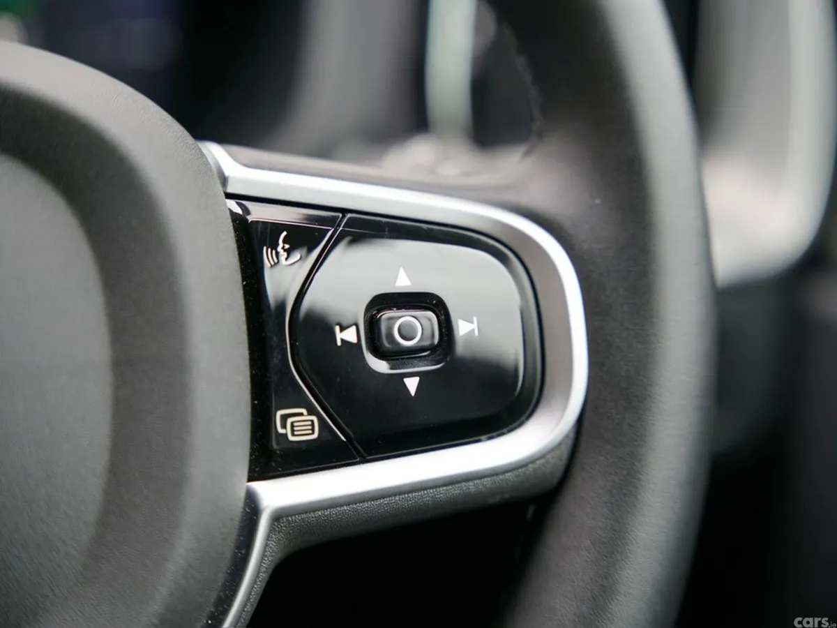 Volvo XC60 SUV, Petrol Plug-in Hybrid, 2026, Grey