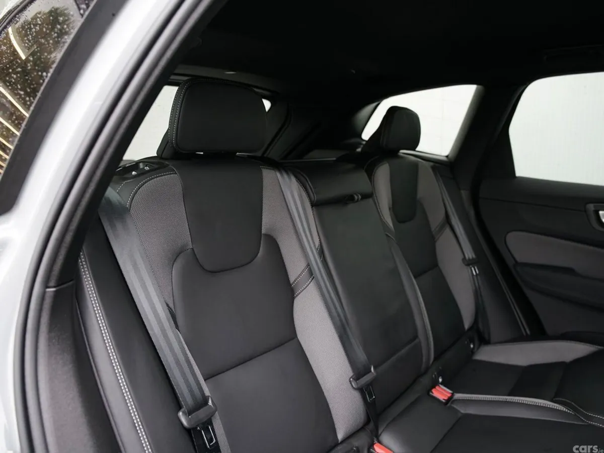Volvo XC60 SUV, Petrol Plug-in Hybrid, 2026, Grey