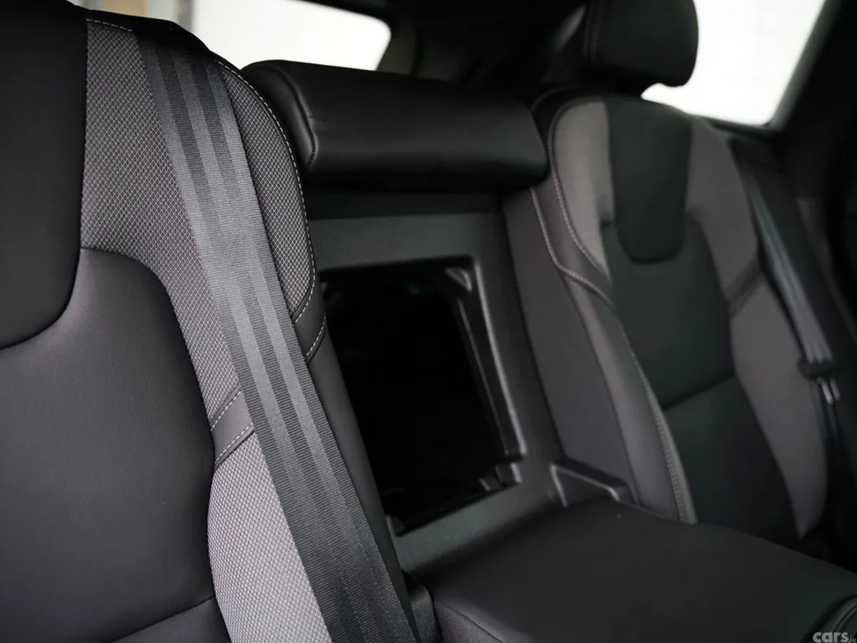 Volvo XC60 SUV, Petrol Plug-in Hybrid, 2026, Grey