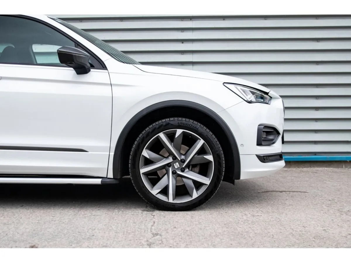 Skoda Karoq Estate, Petrol, 2020, White