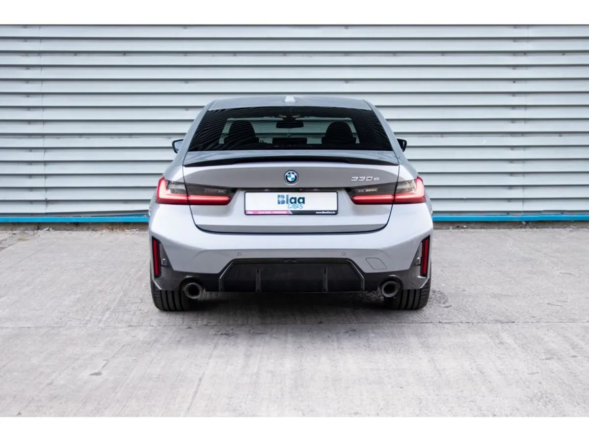 BMW 3-Series Saloon, Petrol Plug-in Hybrid, 2023, Grey