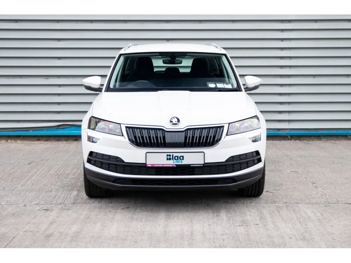 Skoda Karoq Estate, Petrol, 2020, White