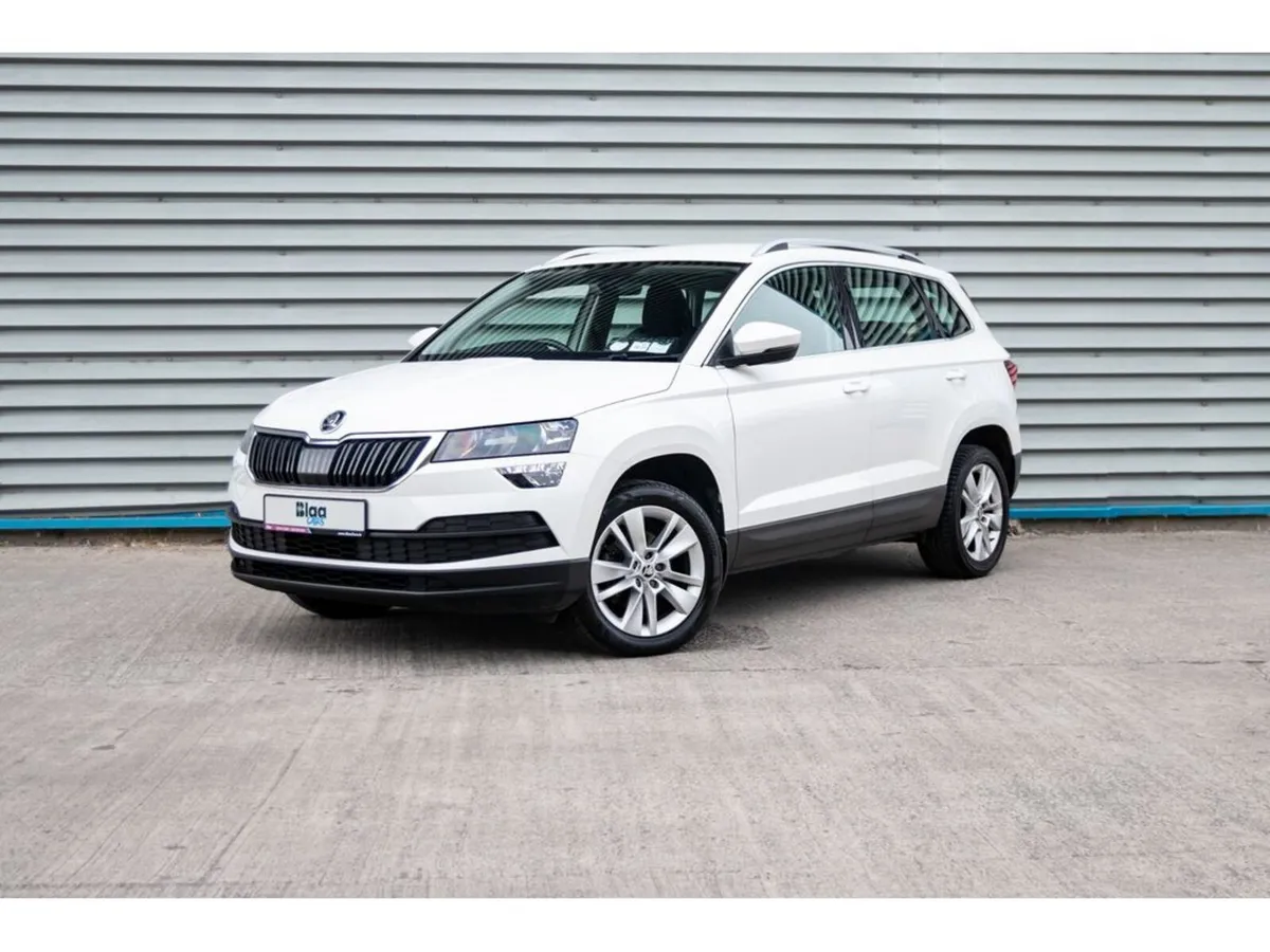 Skoda Karoq Estate, Petrol, 2020, White