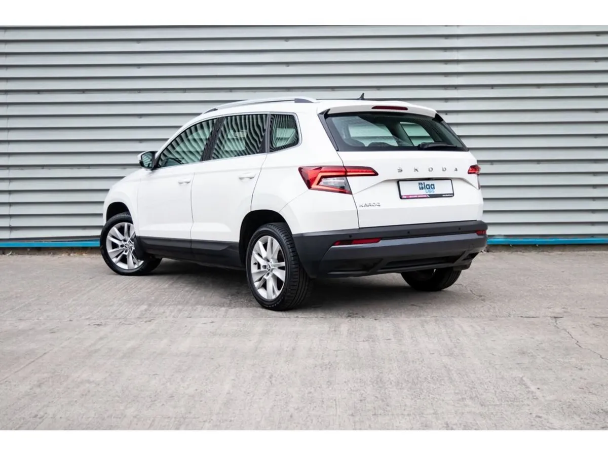 Skoda Karoq Estate, Petrol, 2020, White