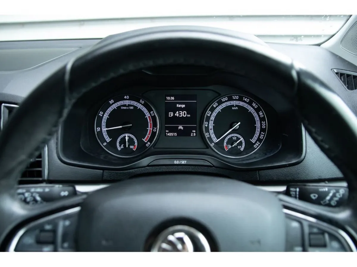 Skoda Karoq Estate, Petrol, 2020, White