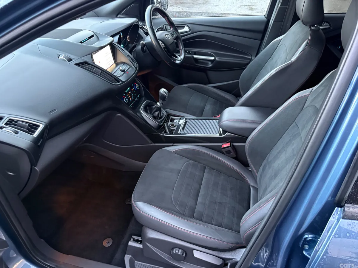 Ford Kuga SUV, Diesel, 2019, Blue