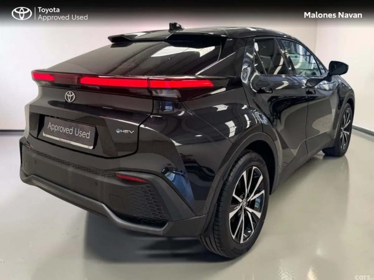 Toyota C-HR SUV, Petrol Hybrid, 2024, Black
