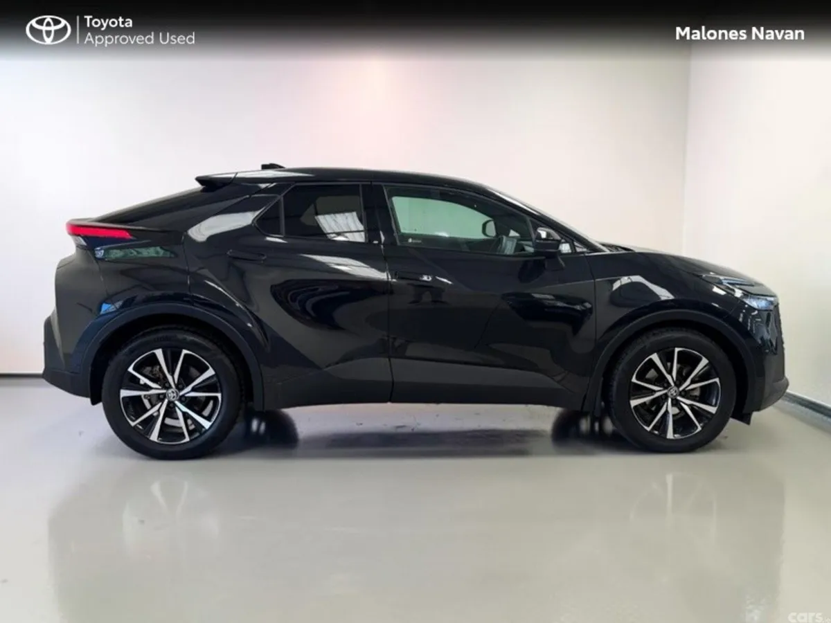 Toyota C-HR SUV, Petrol Hybrid, 2024, Black